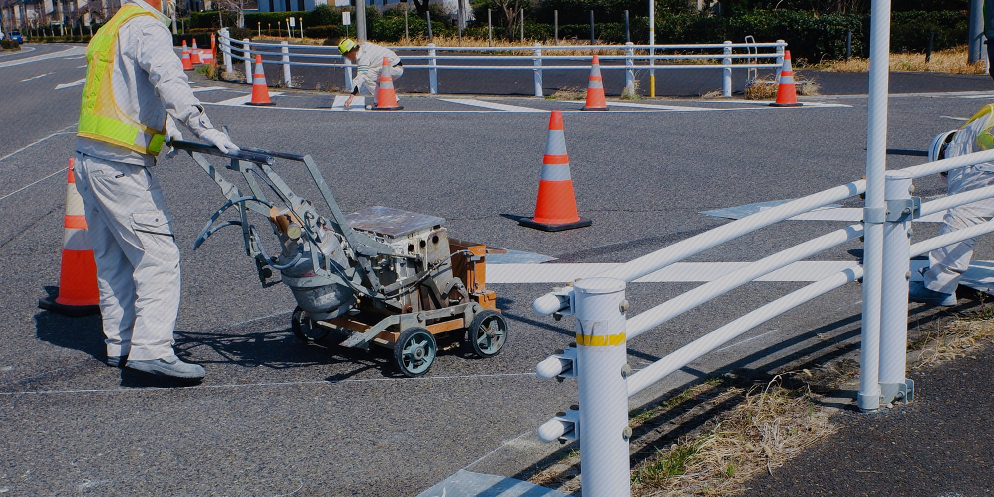 楽しく働いて、しっかり成長！ 幅広い土木工事でスキルが身につく！